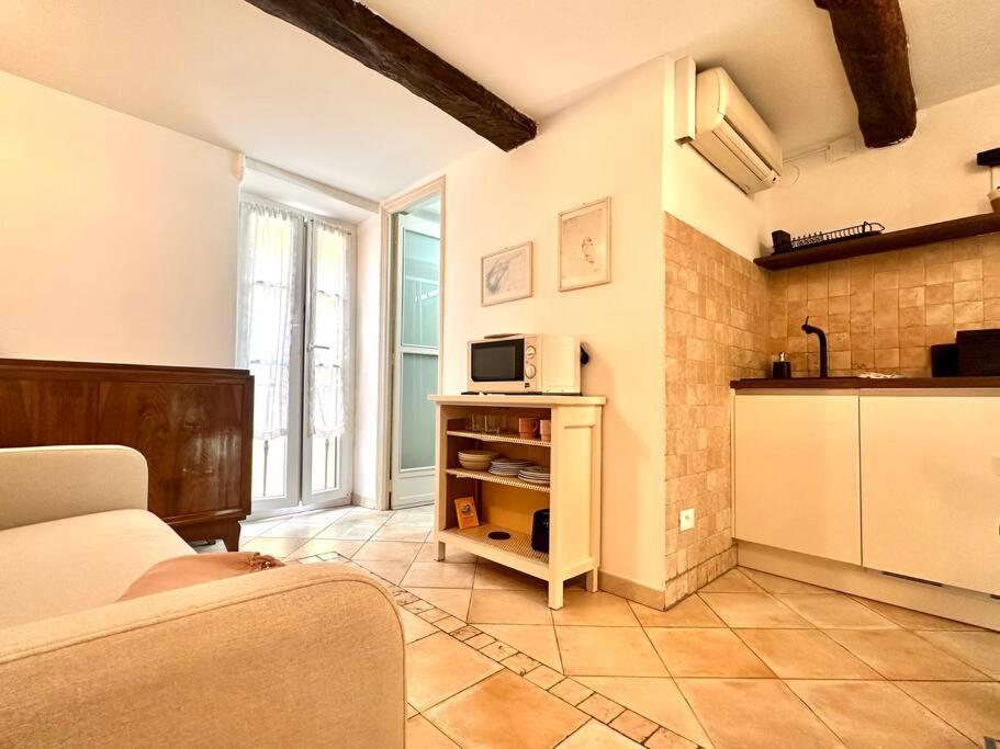 Un Petit Coin Proche De La Mer Menton Exterior foto